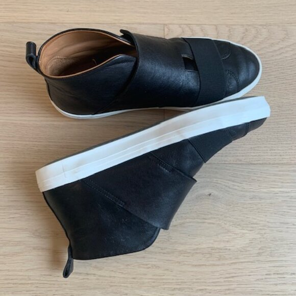 Coclico Opa High-Top Sneaker - Picture 10 of 13